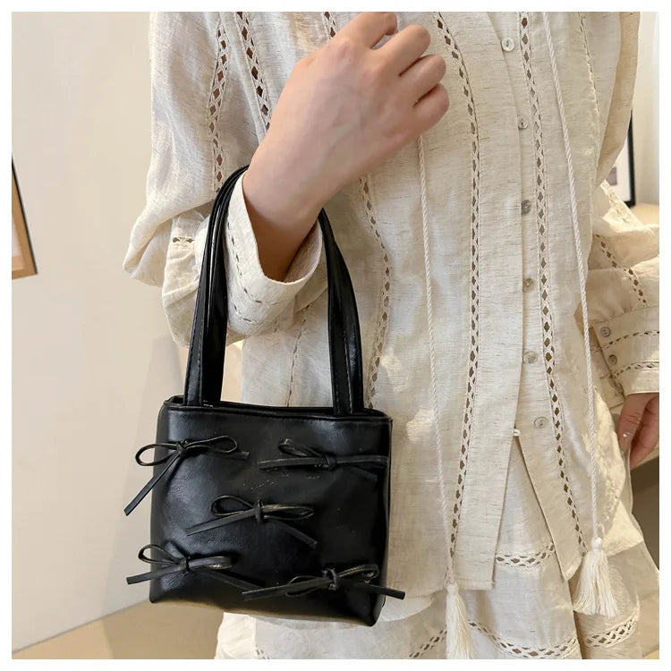 Bow Detail Mini Handbag | Women’s Chain Crossbody Purse | Elegant Evening Bag