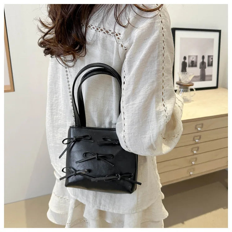 Bow Detail Mini Handbag | Women’s Chain Crossbody Purse | Elegant Evening Bag