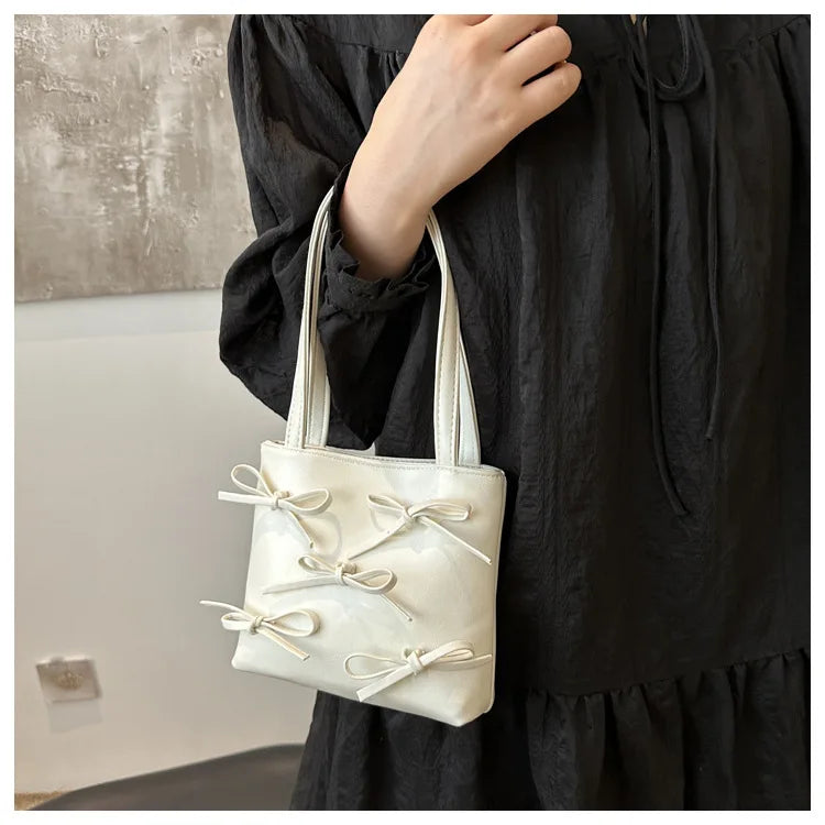 Bow Detail Mini Handbag | Women’s Chain Crossbody Purse | Elegant Evening Bag